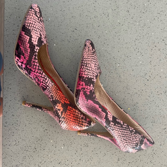 Madden Girl Heels - Picture 3 of 4